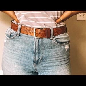 1970s leather belt